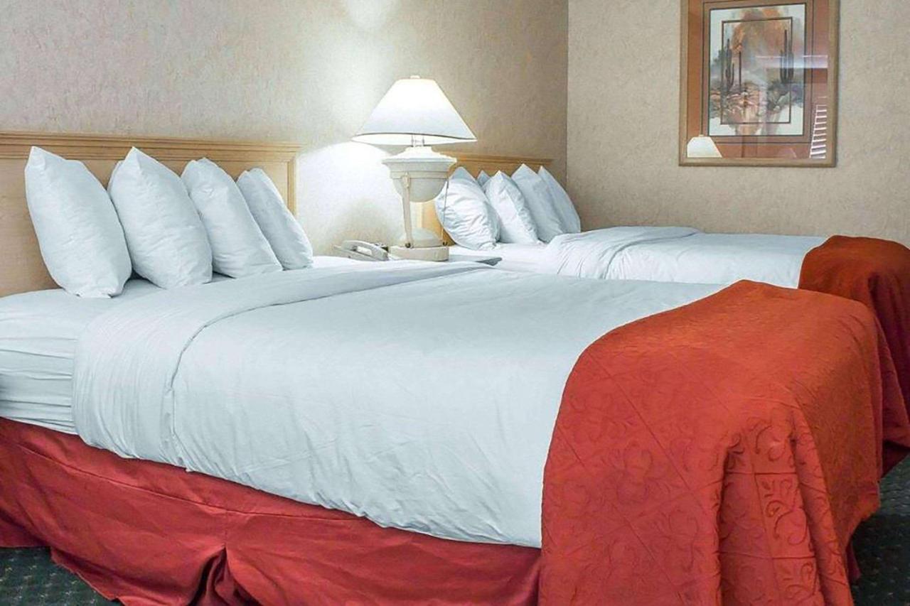 Hotel Baymont By Wyndham Safford Exteriér fotografie