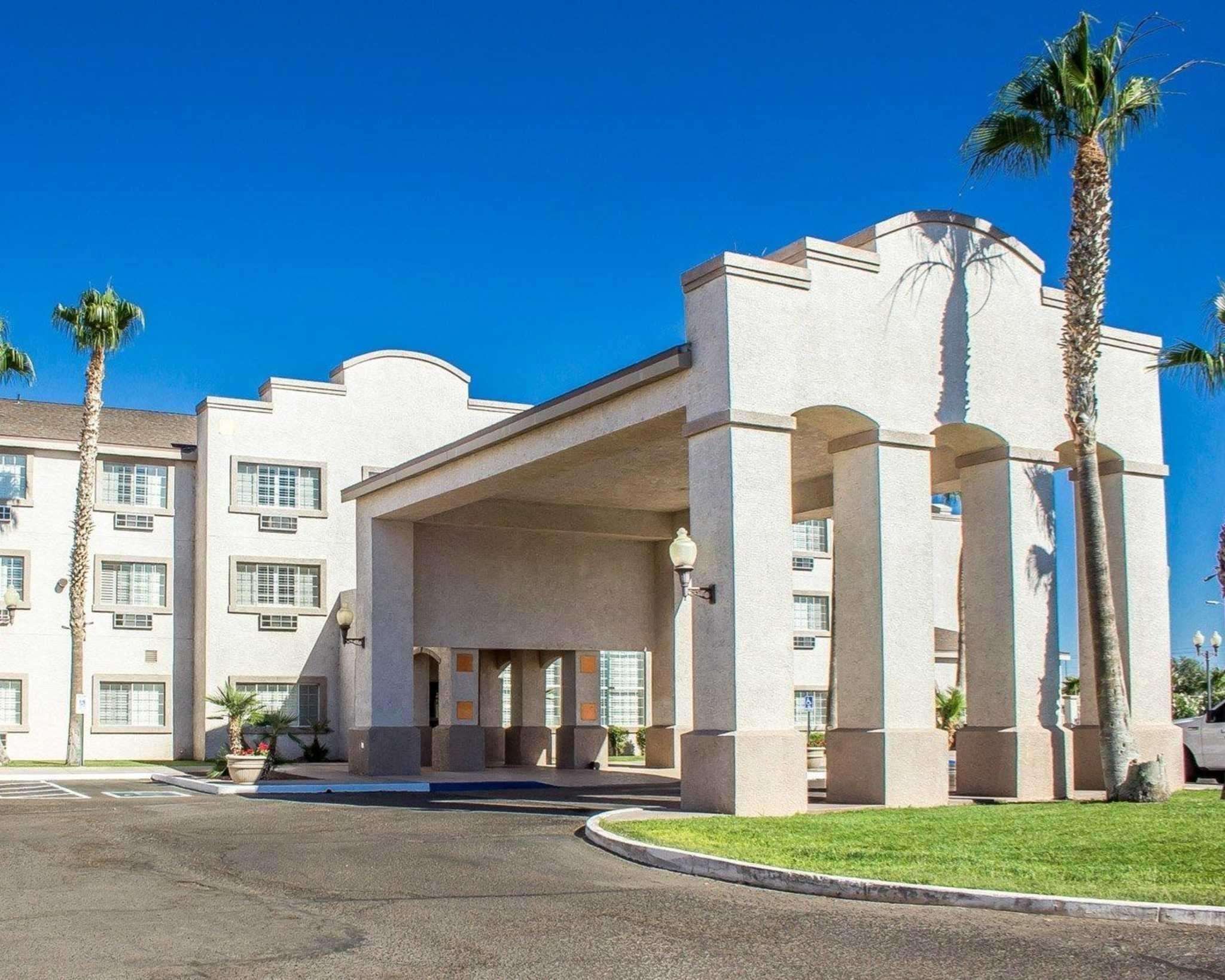 Hotel Baymont By Wyndham Safford Exteriér fotografie