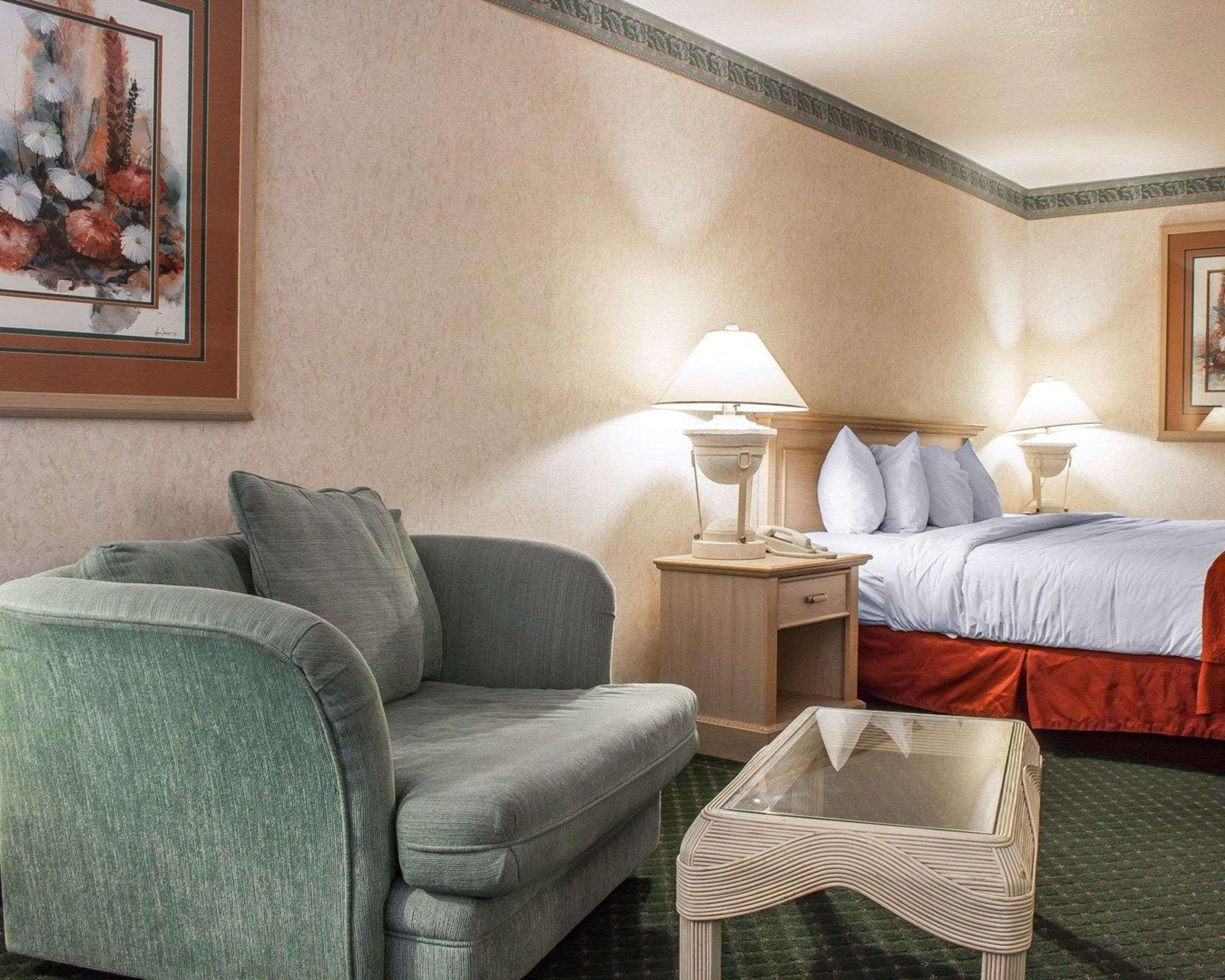 Hotel Baymont By Wyndham Safford Exteriér fotografie